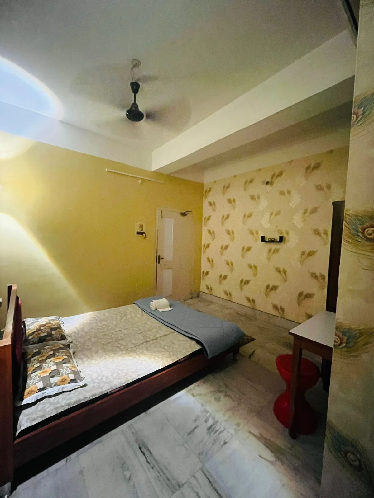 Assam Aura (*2 Guest *1 Bedroom *1 Bathroom)