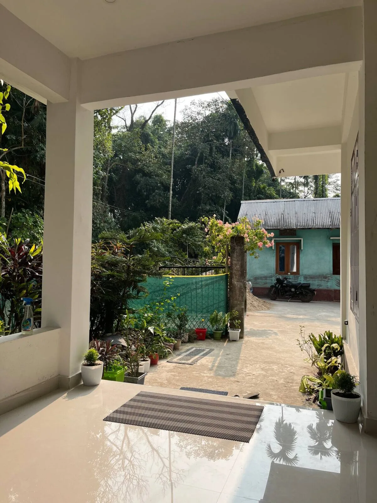 Green Gables Kaziranga (*11 Guests *4 Bedrooms *7 Bed *4 Bathroom)