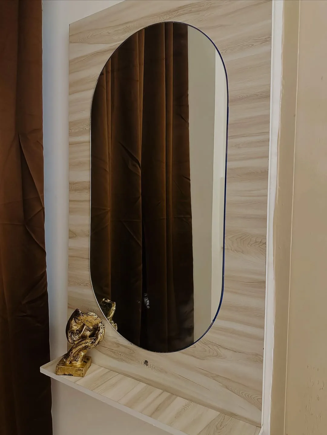 The Boho Villa (*2 Guest *1 Queen Bed *Attached Bathroom)