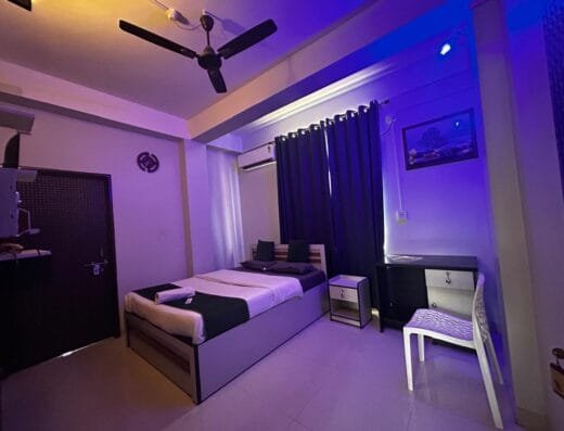 The Blue Eclipse 2RK Unit (*3 Guest *2 Bed *Kitchennete)