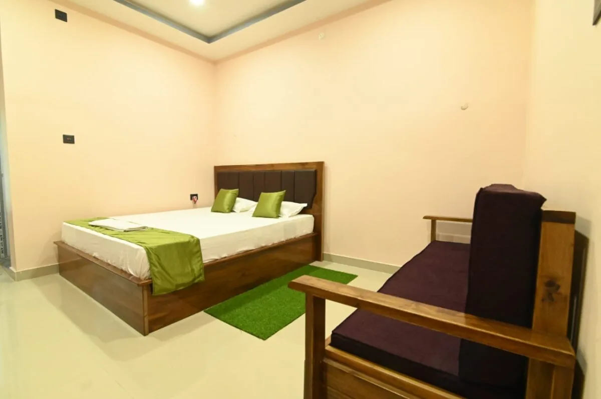 Kaziranga Homestay (*2 Guest *1 Bed *Private Bathroom)