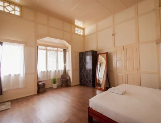 Ooto Homestay – Hometowm Glory (*2 Guest *1 Bathroom *1 King Bed)