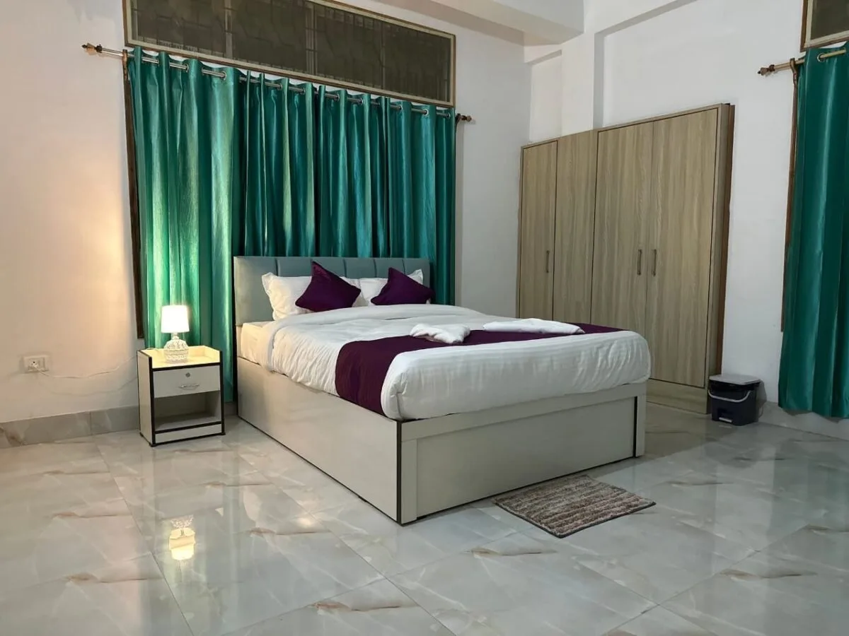 Ownspace Abode 2BHK (*4 Guest *2 Bedroom *2 Bed *2 Bathroom)